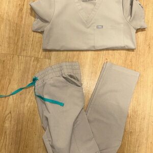 Figs Women's Straight Leg Pants - Light Gray